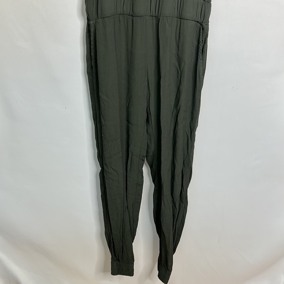 Monrow Revolve olive green pocketed zip jogger jumpsuit - Picture 3 of 7